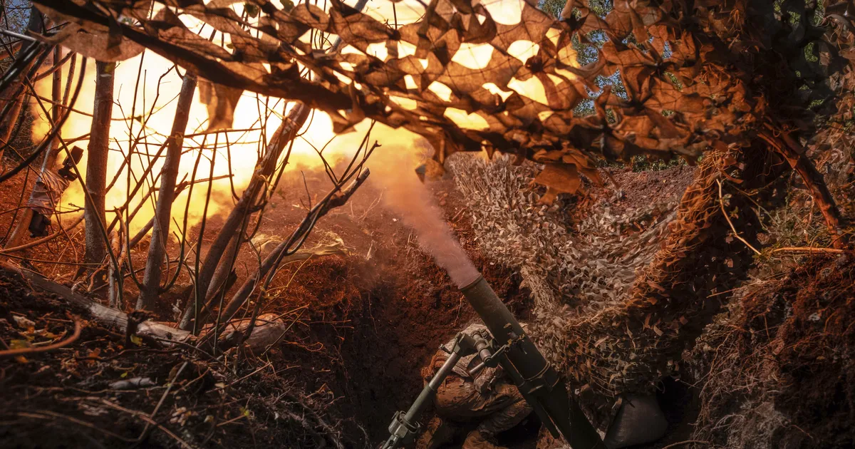 Ukraina pihta saadeti massiivne õhurünnak, Moskva koondab maavägesid idapiirile