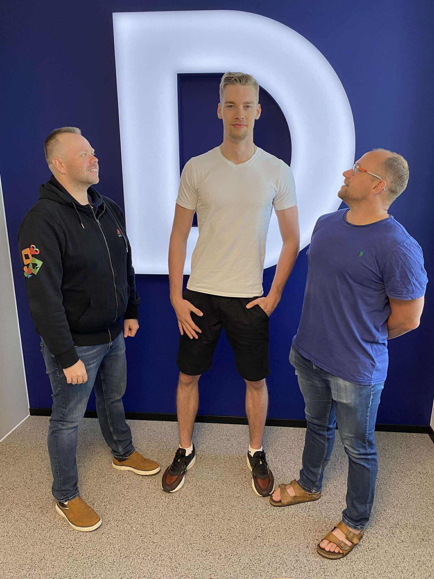 VÕRKPALLIVÕNKED | Koondise põhimeheks murdnud Saaremaa: noorena Tartu tulles oli kohati väga raske, tihti ka nutsin