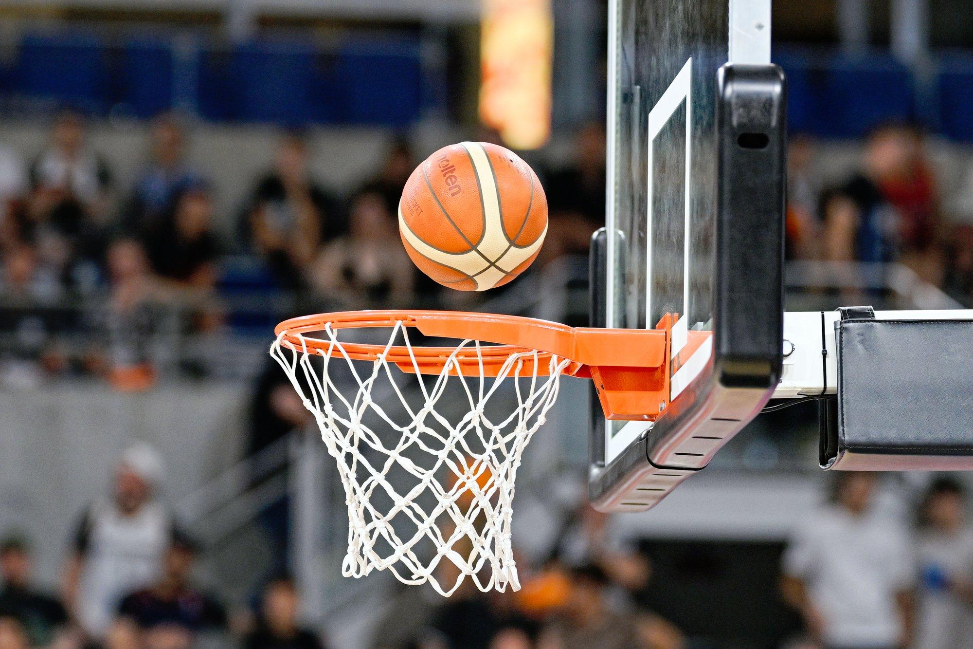 VIDEO | Vastast näkku löönud Filipiinide korvpallur sai eluaegse võistluskeelu