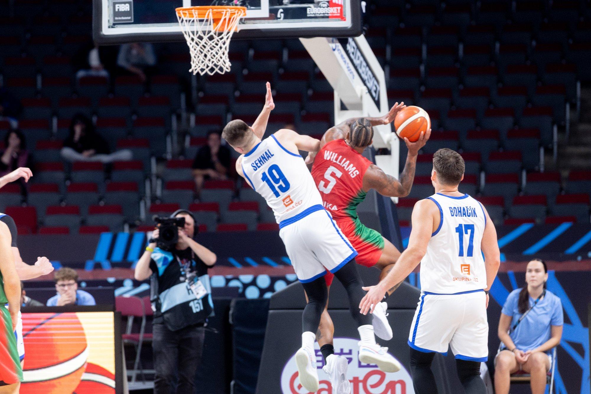 FOTOD | Eesti konkurentide omavahelises heitluses sai Portugal kindlalt Tšehhist jagu