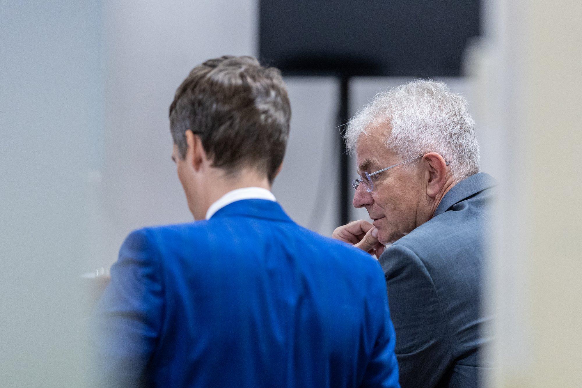 FOTOD | Õpilase suguühtele sundimises süüdistatav Mehis Viru astus esimest korda kohtu ette