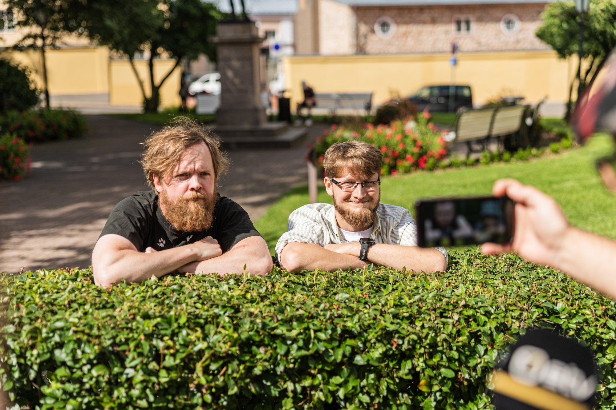 FOTO | Käbi ei kuku kännust kaugele! Ott Sepp võttis filmilinastusele kaasa poja