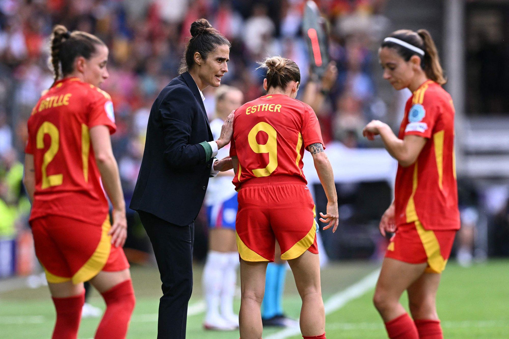 EM-hõbedast jäi väheks. Hispaania jalgpallinaiskond vahetab peatreenerit