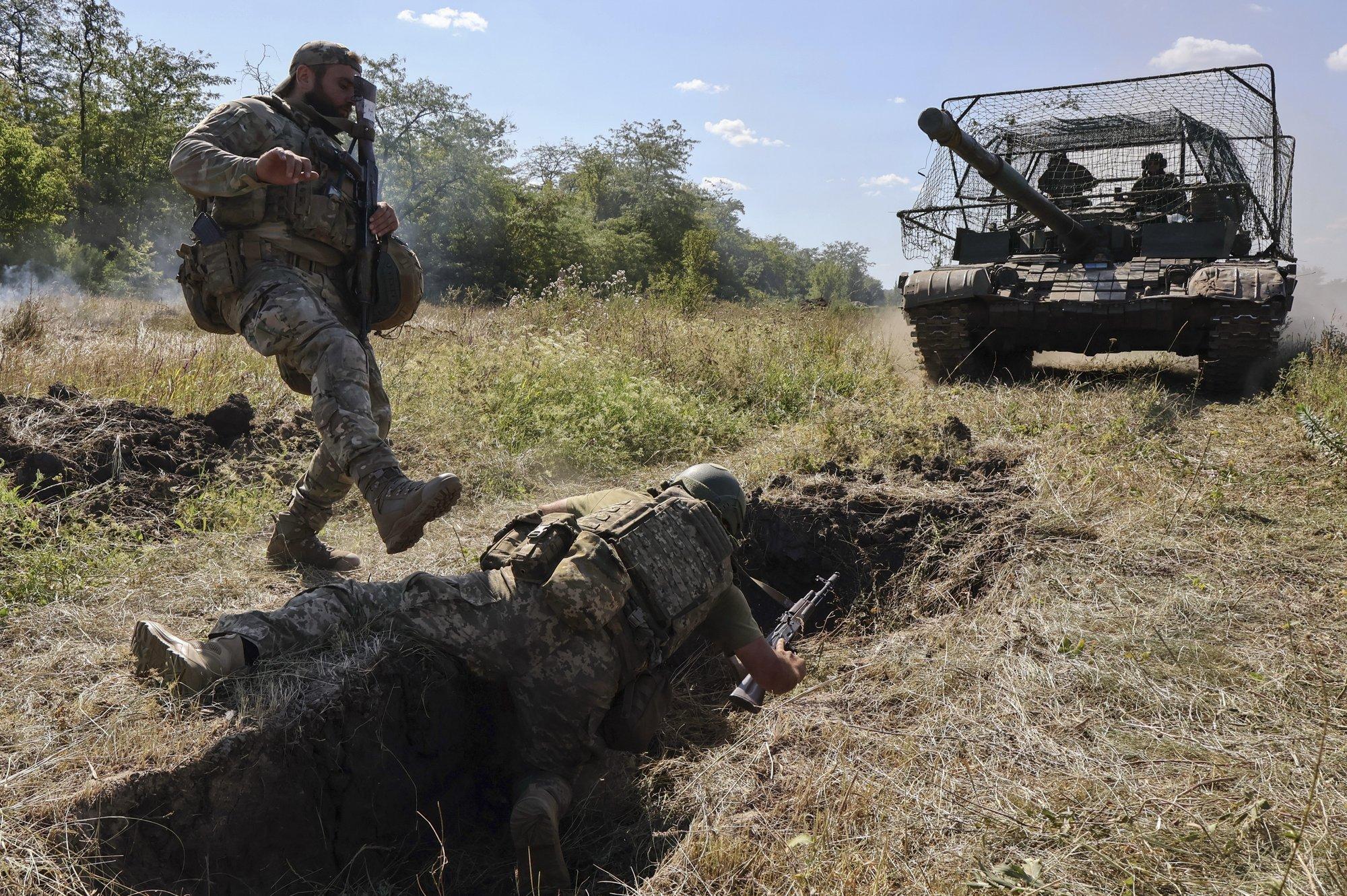 Kas meestenappuse käes vaevleva Ukraina armee jaoks kõlas sel nädalal Donbassis viimne äratuskell?