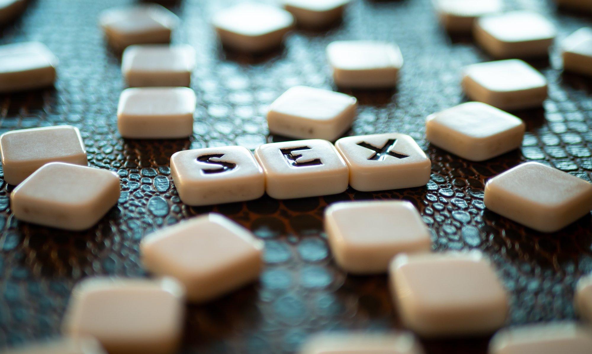 Sügavam keemia teie vahel! Sekslauamängud on võetud peidust välja ja neid mängitakse isegi sõpradega