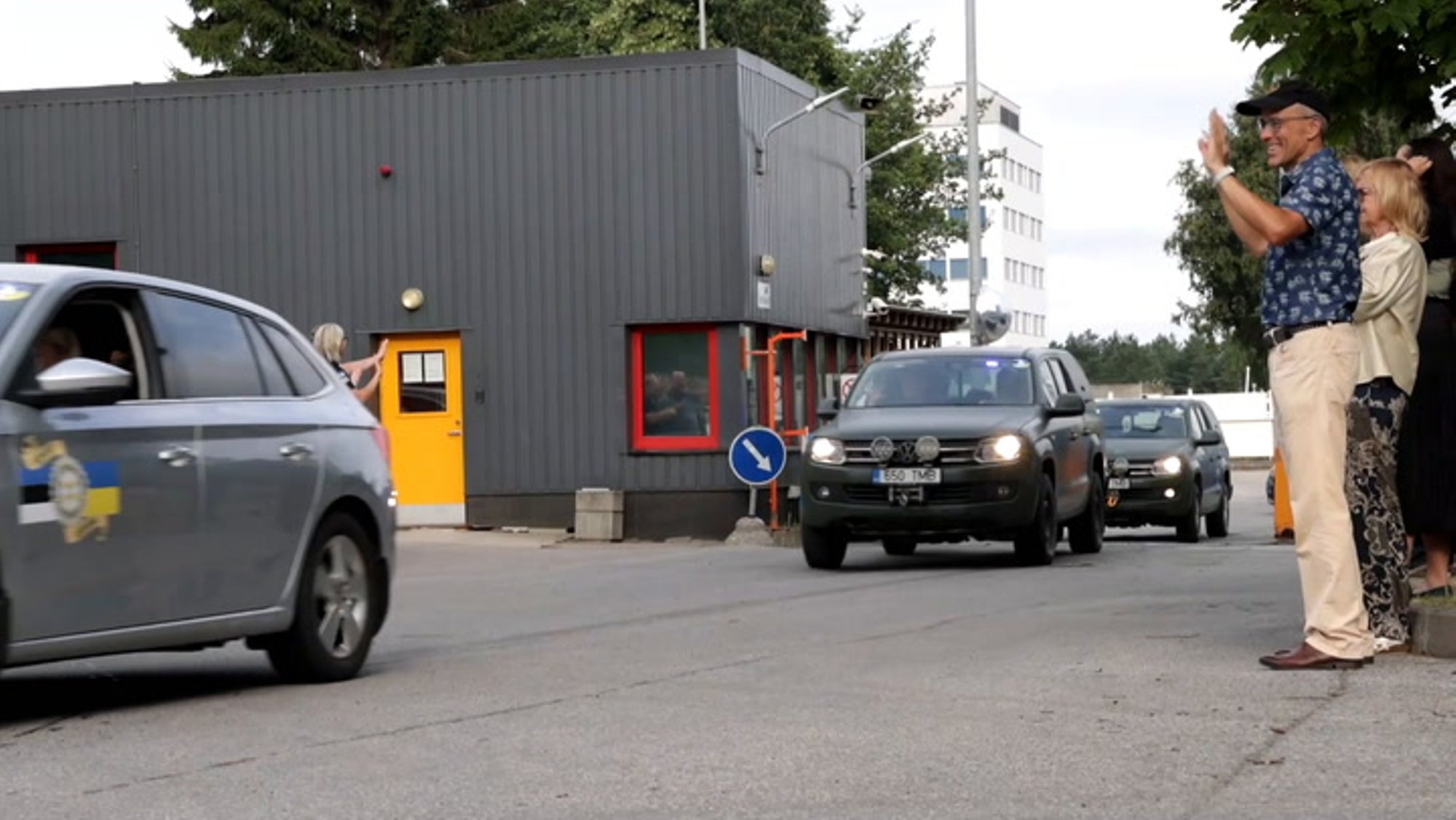 VIDEO JA FOTOD | Eesti annetas Ukrainale 22 politseiautot. PPA juht: osa neist läheb otse rindele