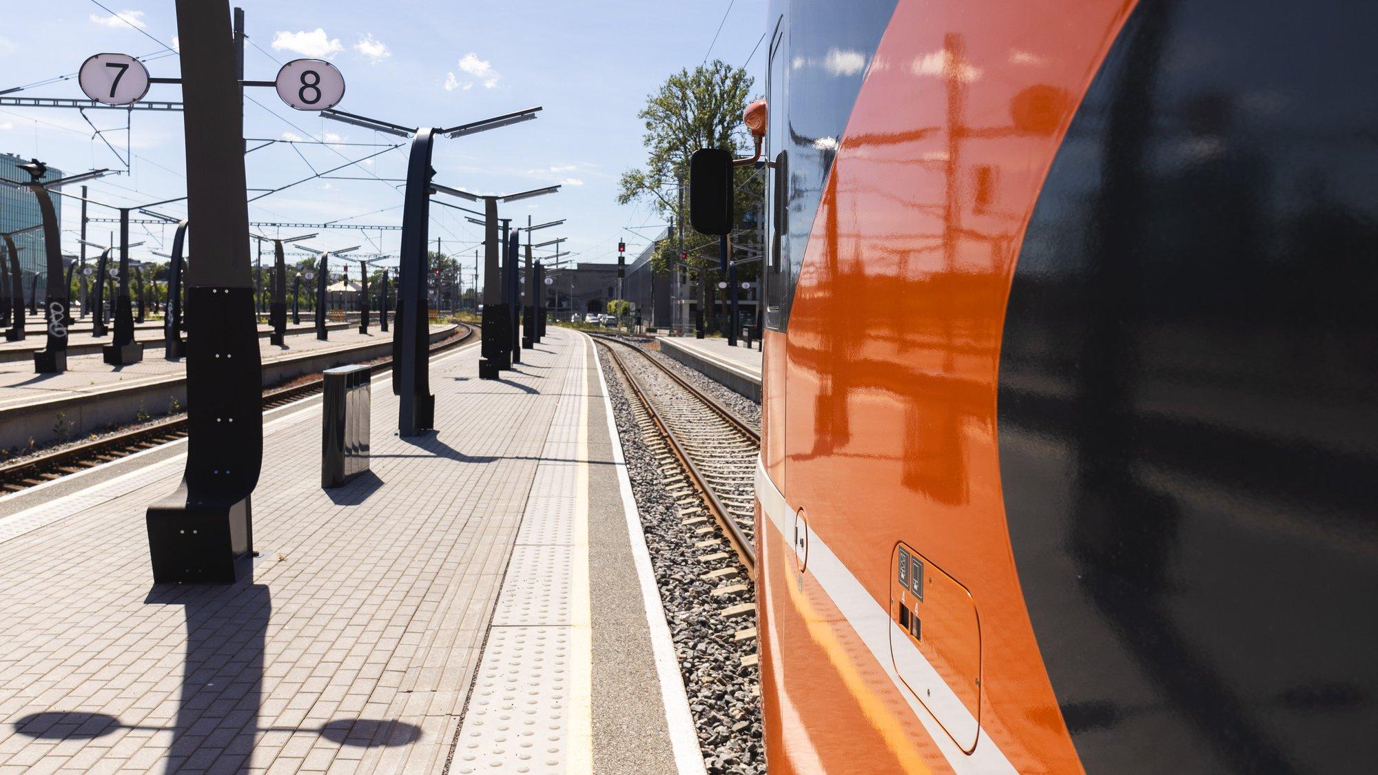 Ministeerium eraldas 450 000 eurot vedurijuhtide palgatõusuks, reedest taastub rongiliiklus