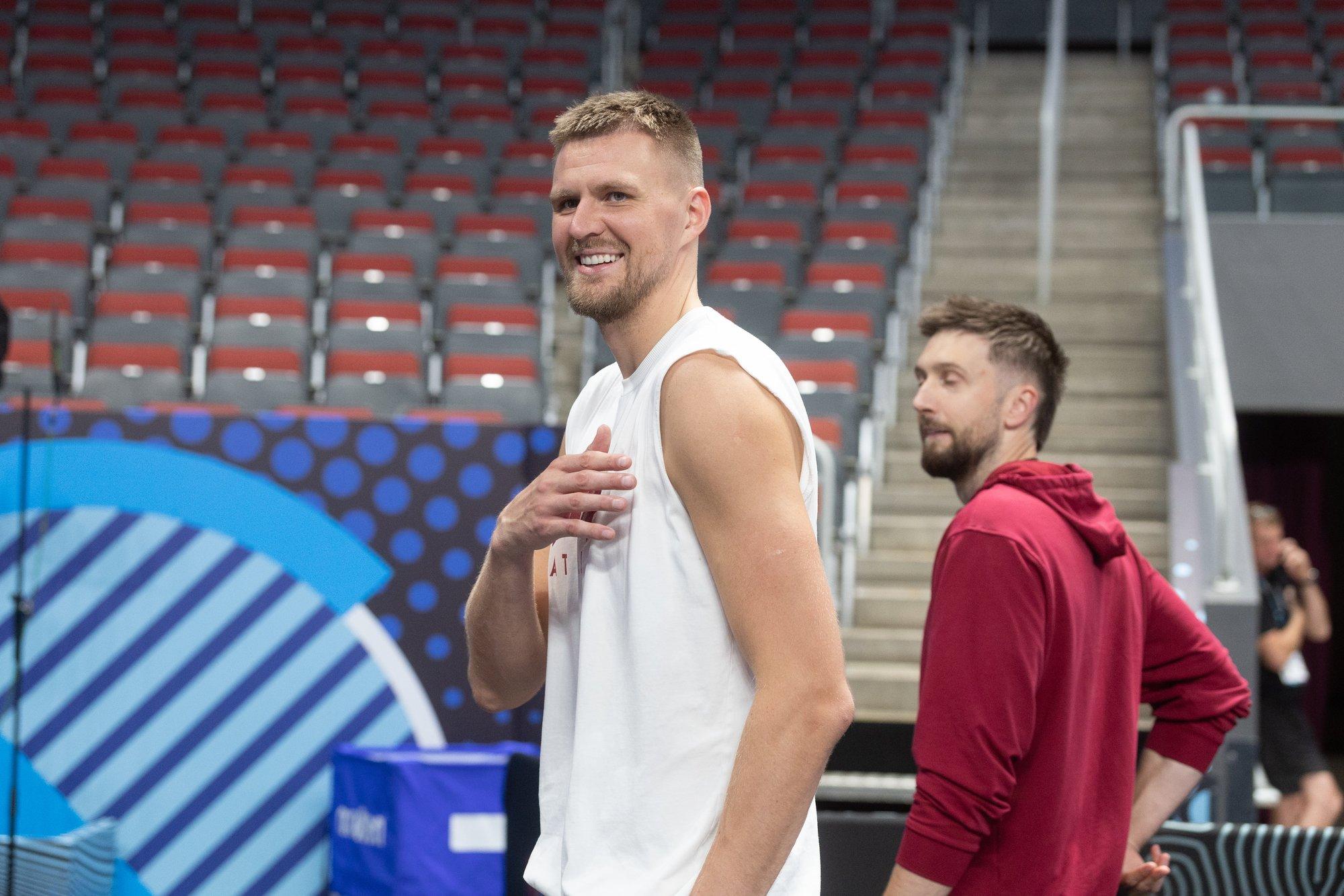 DELFI RIIAS | MMA-himuline Porzingis ei kavatse oma võtteid Eesti vastu näidata: mängisime lihtsalt niisama lolli