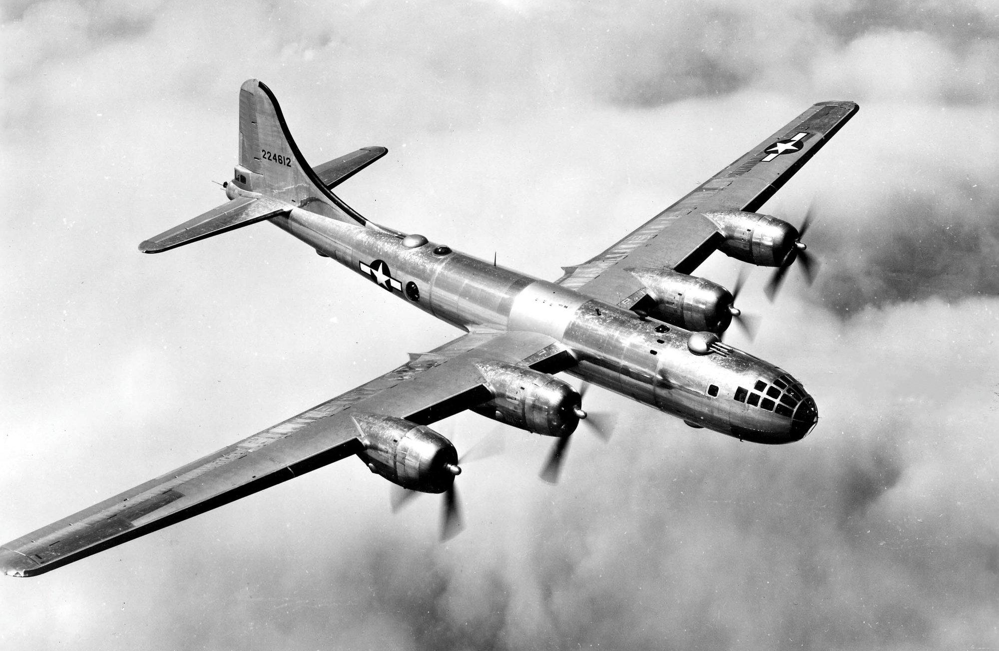 Ameeriklased plaanisid heita Venemaa pihta 300 aatomipommi