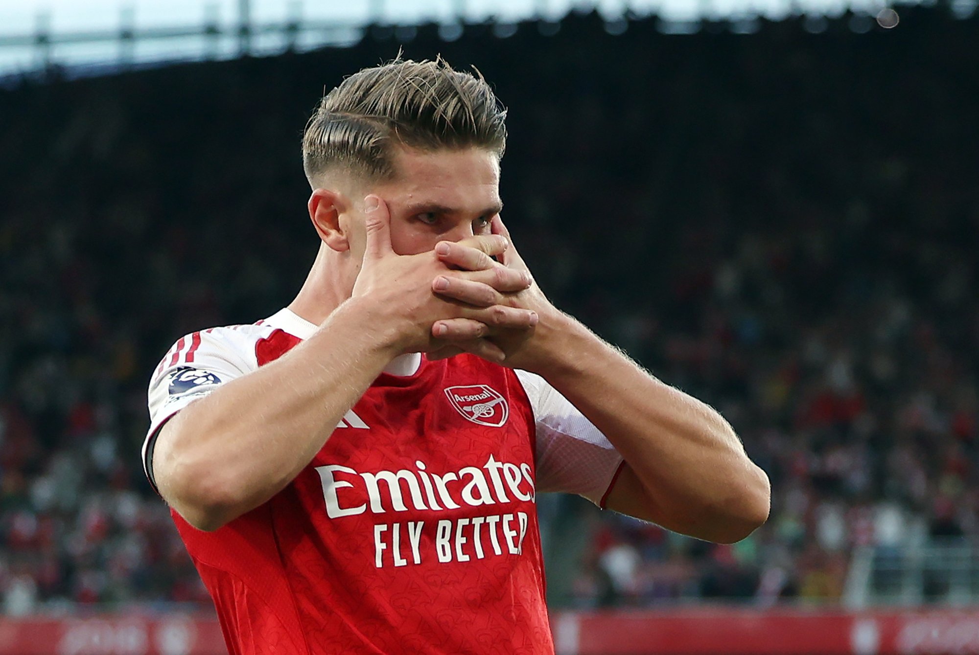 Arsenal tegi suure ostu ning lõi seejärel Leedsi võrku viis väravat