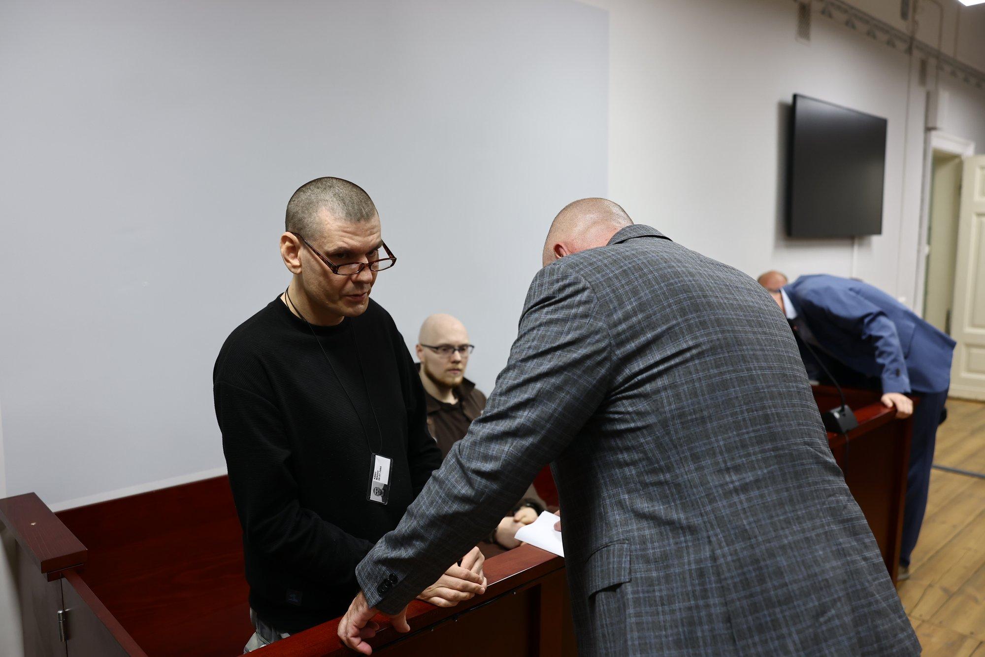 FOTOD | Tartu vangid astusid tapmiskatsete eest kohtu ette