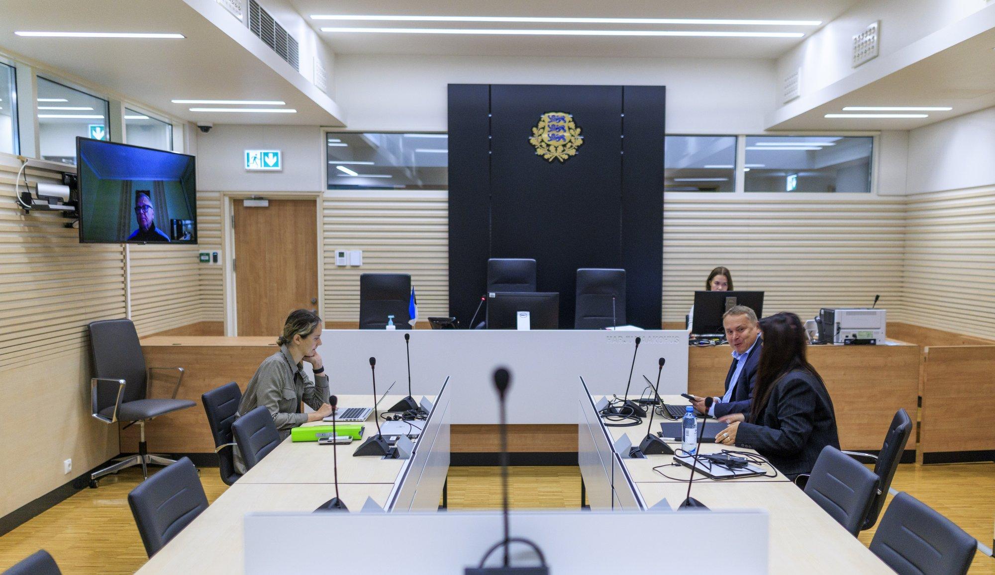 FOTOD | Riigiprokuratuur süüdistab kolme inimest rahvusvahelise sanktsiooni rikkumises