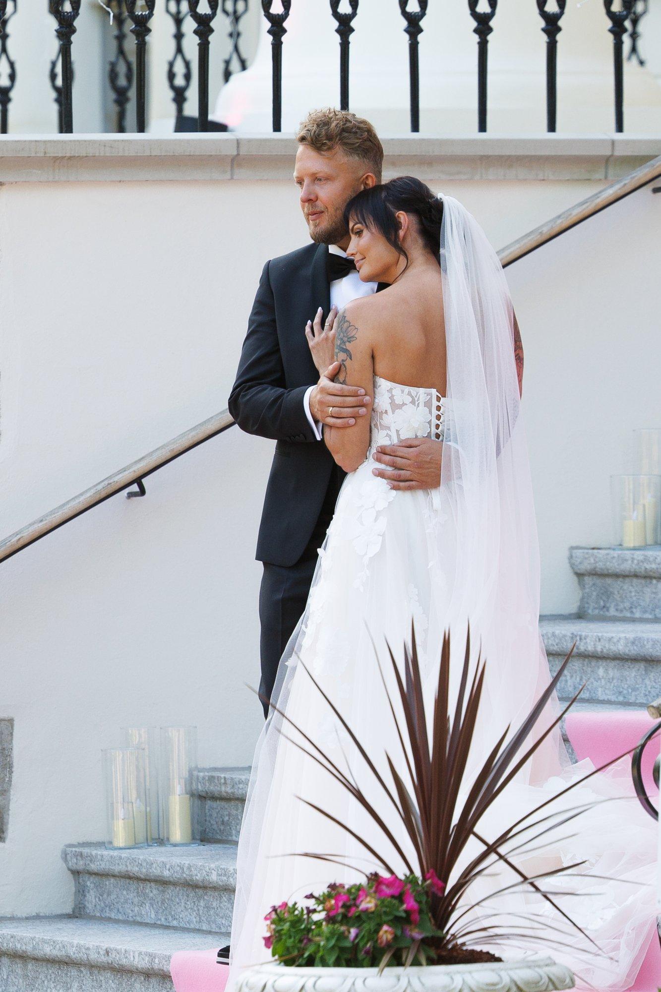 Kas vastabiellunud Tomas Legrant luusib ringi tutvumisportaalis? Malluka abikaasa: mul pole Tinderis kontot!