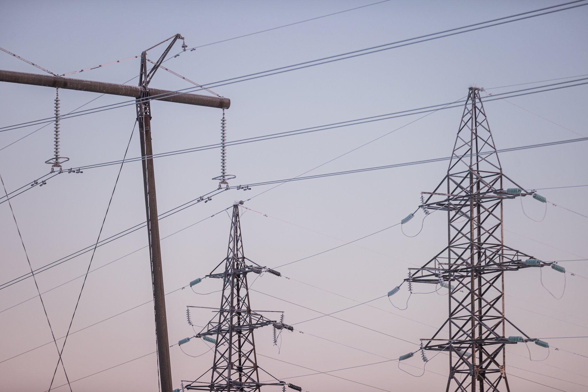 „Keerukaim hange Eesti energeetika ajaloos.“ Pikaajaliste reservide hankele laekus kuraditosin pakkumust