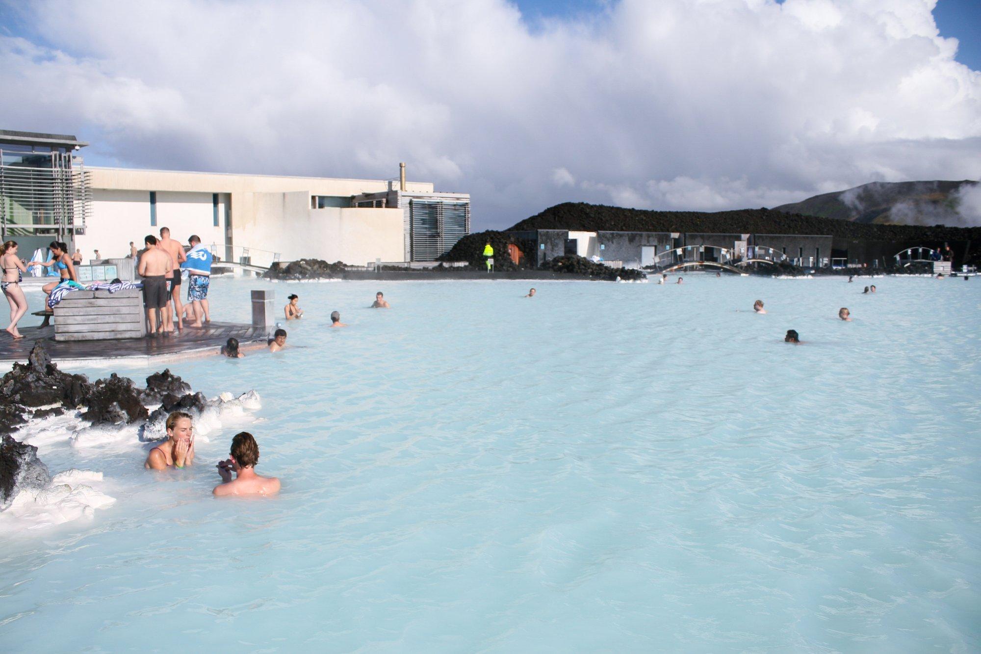 Maailma väikseima suurlinna Reykjavíki kohal hõljub kuumaveeaur