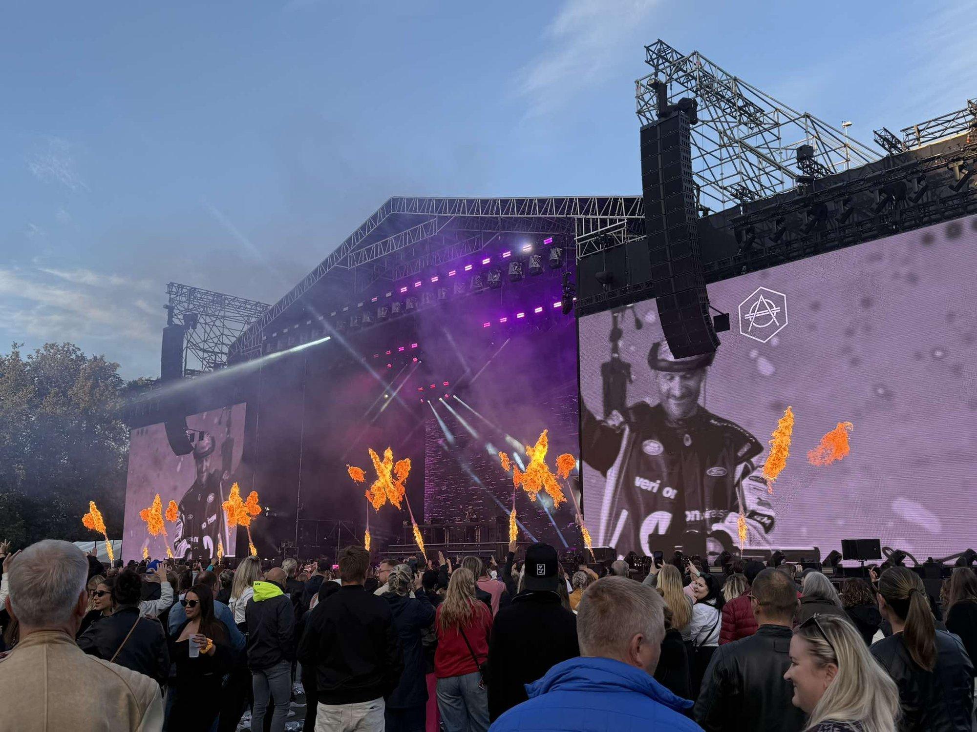 Tallinnas toimub järgmisel suvel suur festival. Piletid on müügil, aga ühtegi esinejat pole välja kuulutatud