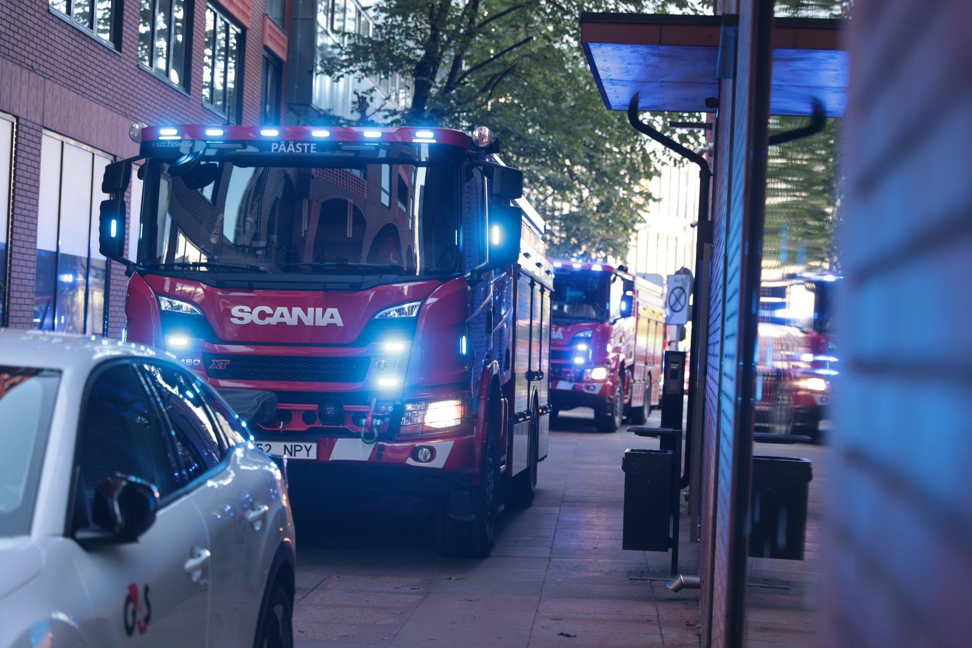 FOTOD | Tallinna Rotermanni kvartali majutusasutuses oli tulekahju, kannatanuid ei ole