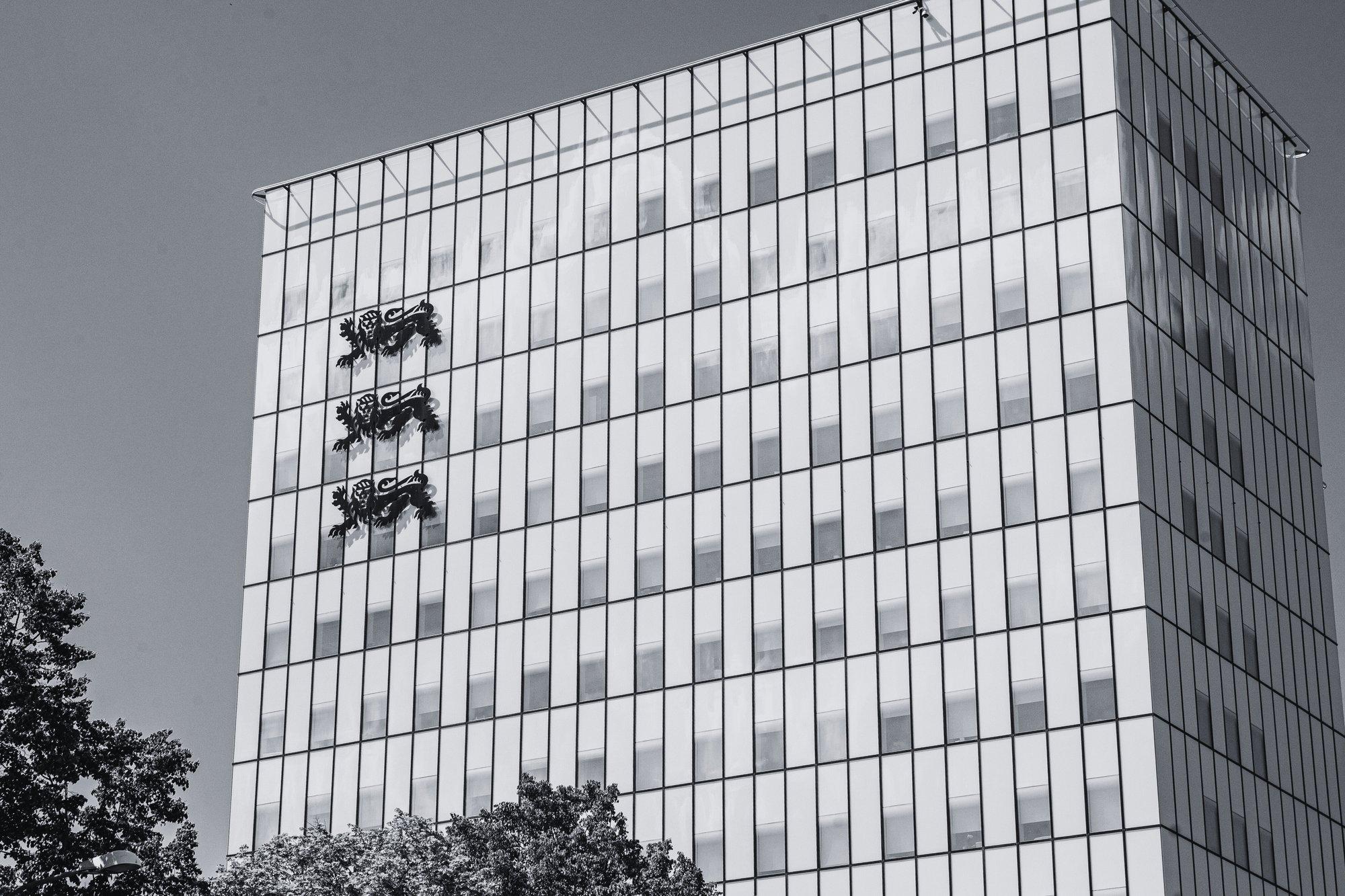 Jõulupidu pealinna restoranis ja tuhandetes eurodes tulemustasusid – aasta lõpetatakse riigiametites ja ministeeriumides eri moodi