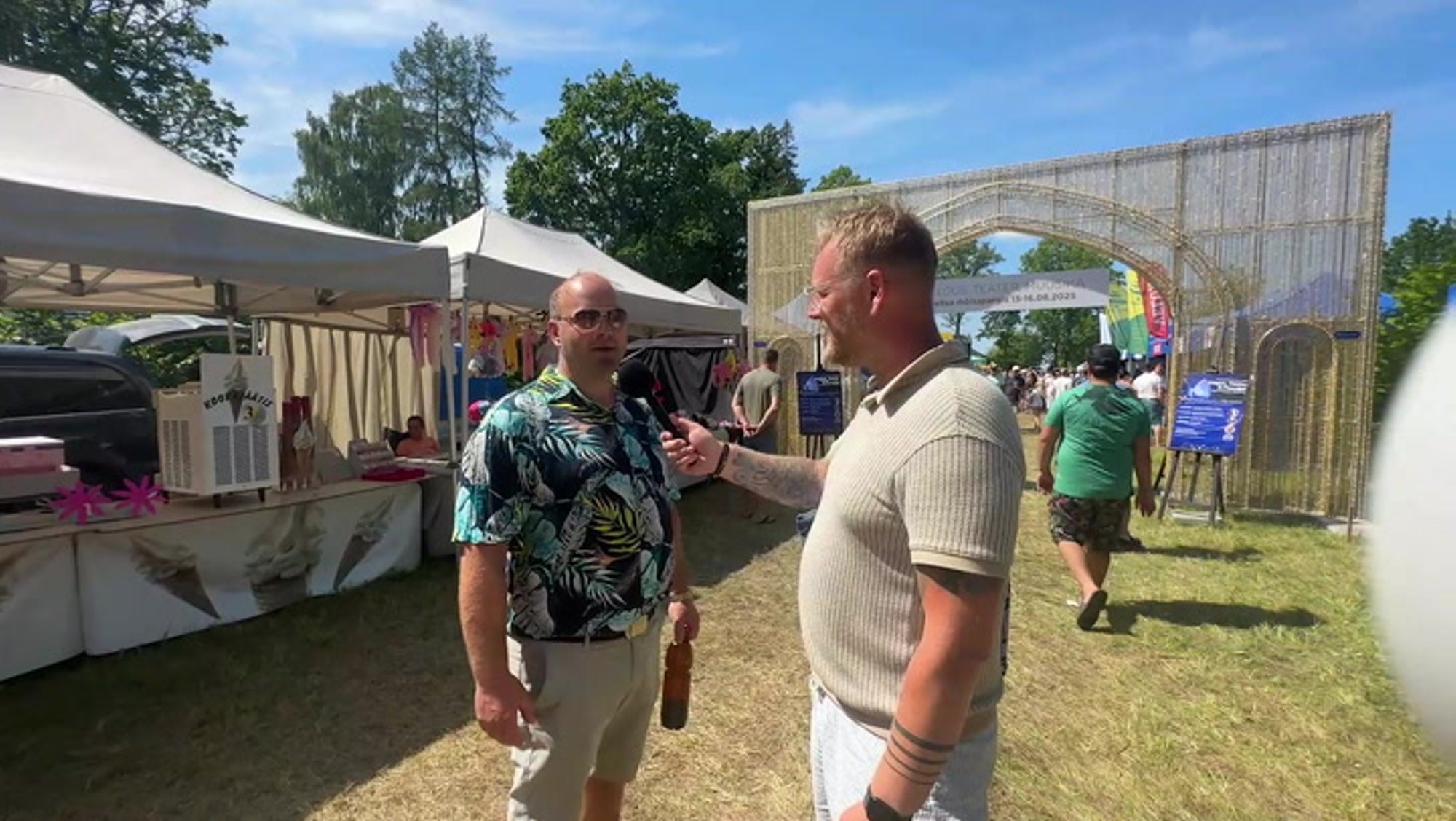 Simmanist Mihkli laadal: rillett ja eestlaste päikesetarkus