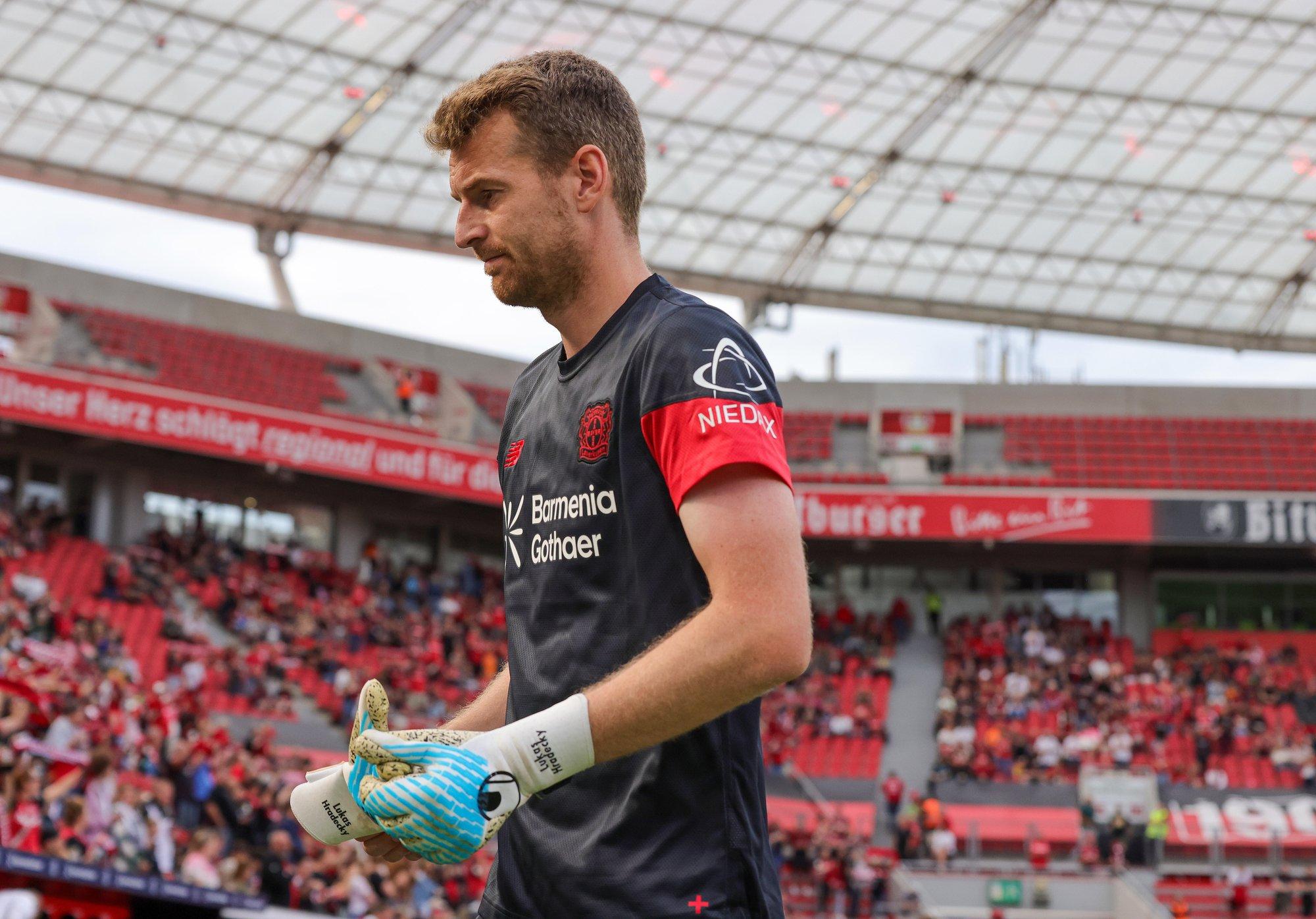 Soome jalgpallikoondise väravavaht siirdub AS Monacosse