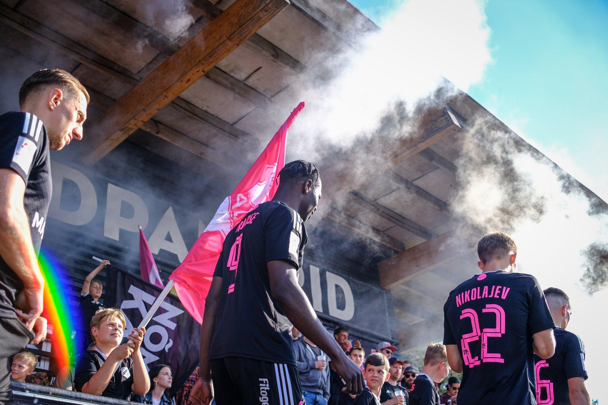 Jalgpallianalüütika võidukäik ehk Kuidas tippklubid leidsid Eestist üles Promise Davidi, Guilherme ja Kabore?