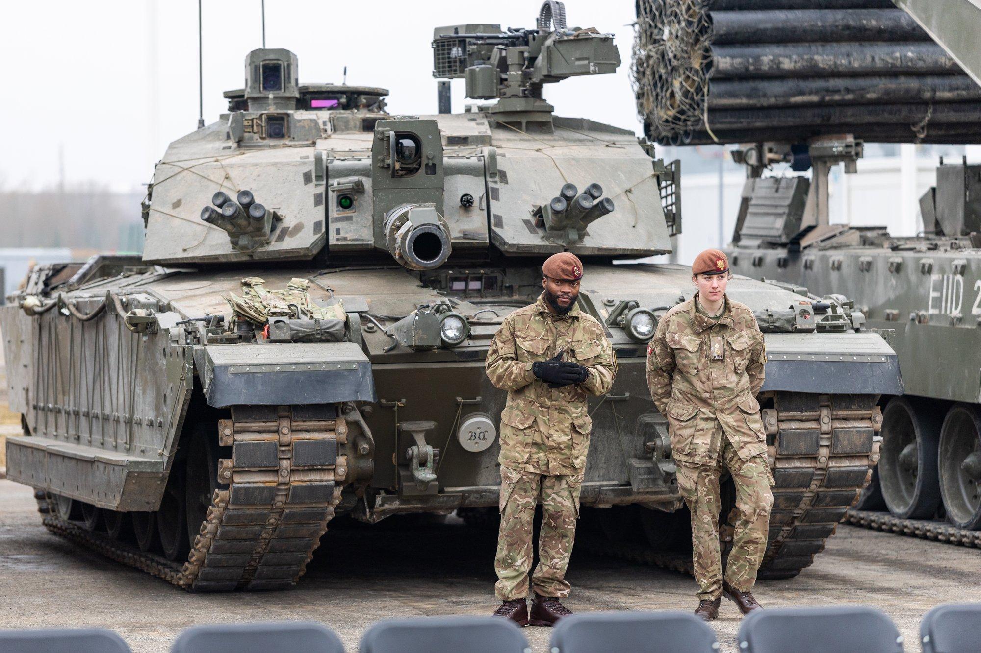 LUGEJA KIRJUTAB | „Väikesed lapsed räägivad nuttes, kuidas sõda tuleb.“ Lõpetagem Eestisse saabuvate tapatalgutega hirmutamine!