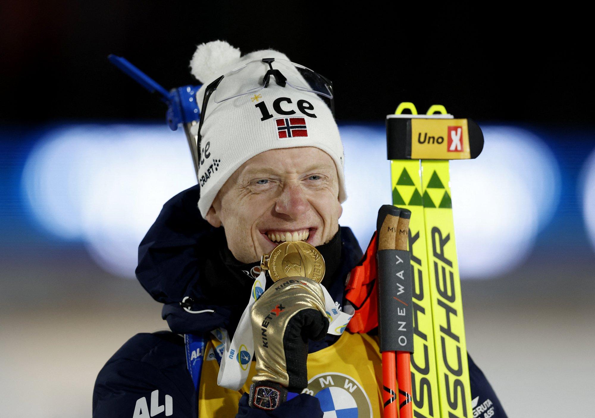 Laskesuusatäht Johannes Thingnes Bø hakkab jalgpalluriks