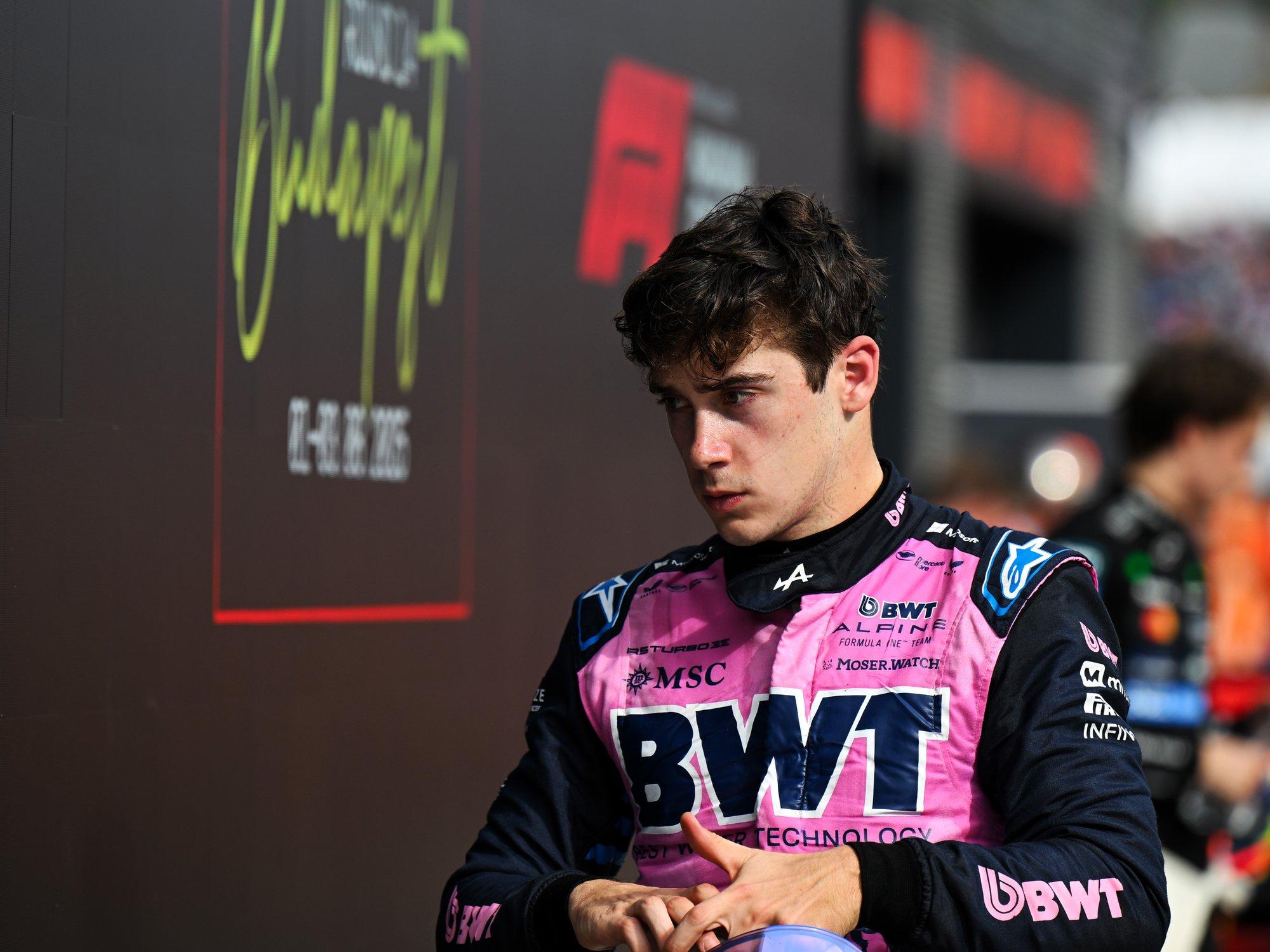 FOTO | Paul Aroni tiimikaaslase rehvitest lõppes seinas