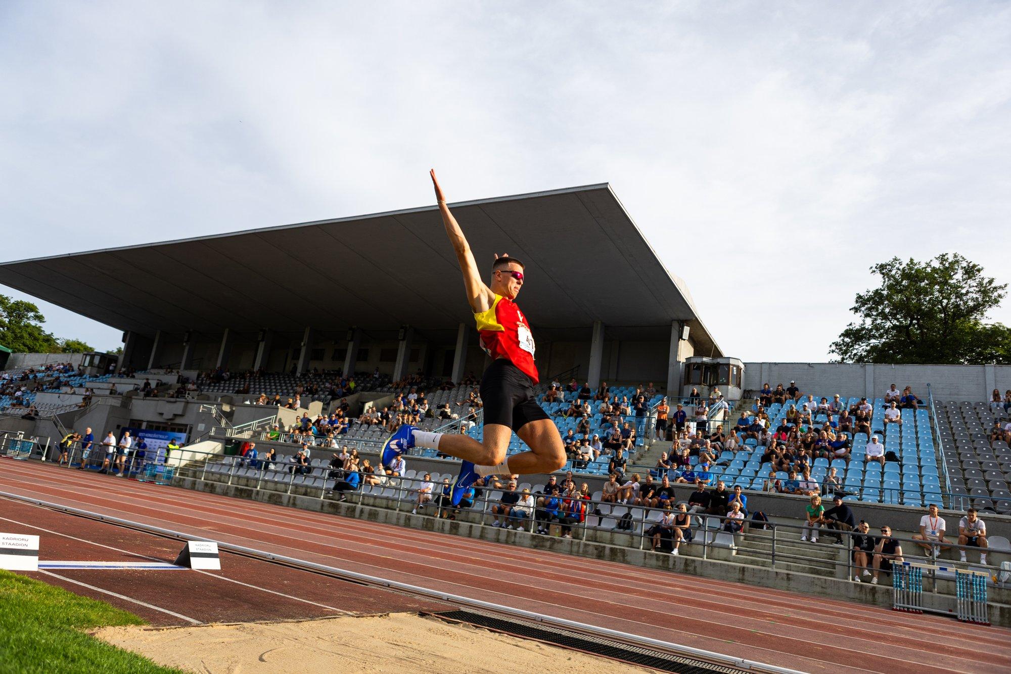 DELFI FOTOD | Kivikas kordas Eesti rekordit, Lillemets jahib avapäeva järel tippmarki