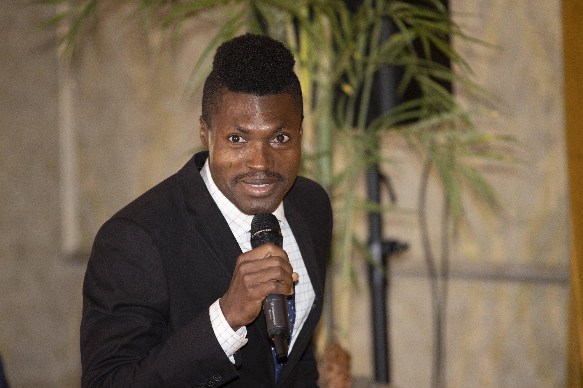 „Ta käitub kui džentelmen." Saatest „Vallaline kaunitar“ tuntud Emmanuel Odeh kiidab Putinit