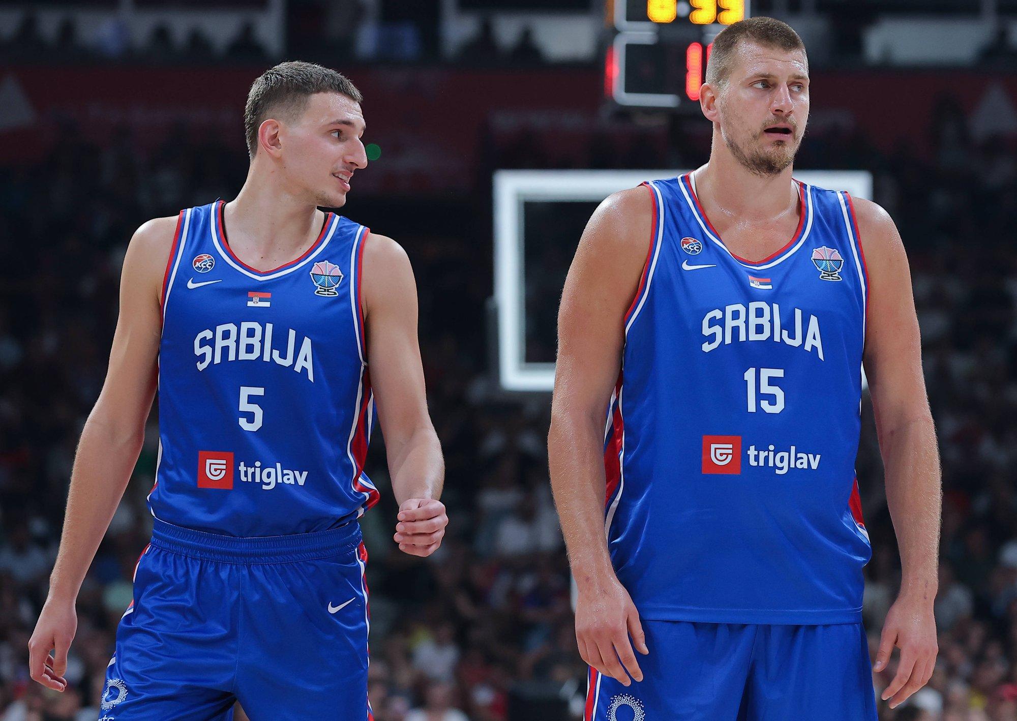 Selgus hirmkõva Serbia koosseis, kellega Eesti kohtub EM-i avamängus