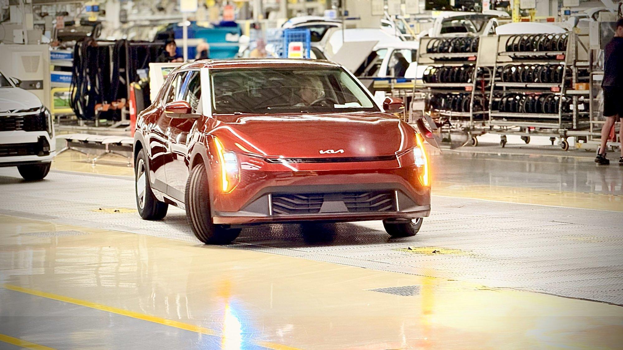 EV4 on esimene täiselektriline KIA, mis valmib Euroopas