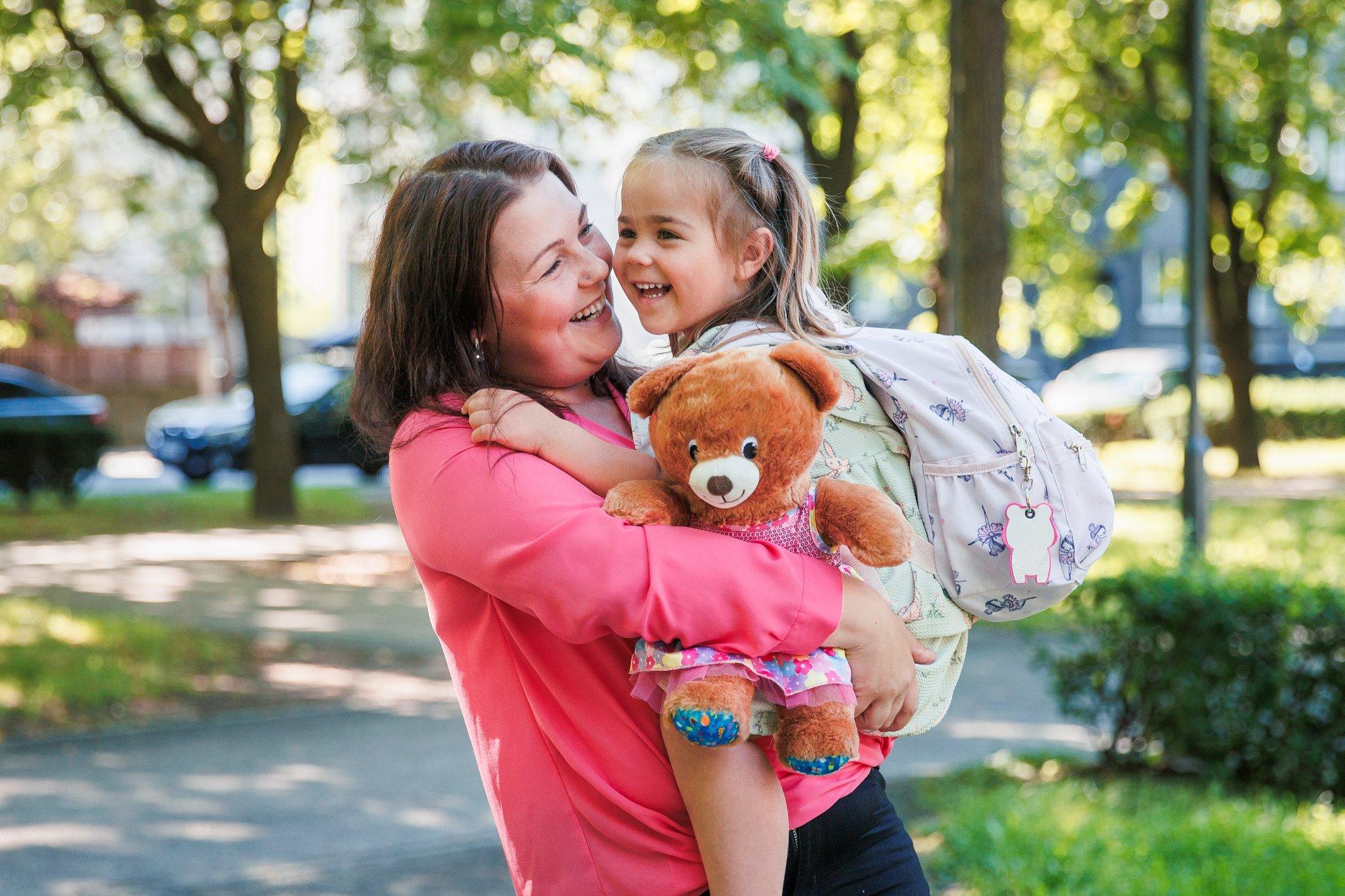 „Laps ei tahtnud minust lahti lasta ja nuttis lohutamatult.“ Kuidas harjutada põnni lasteaiaga?