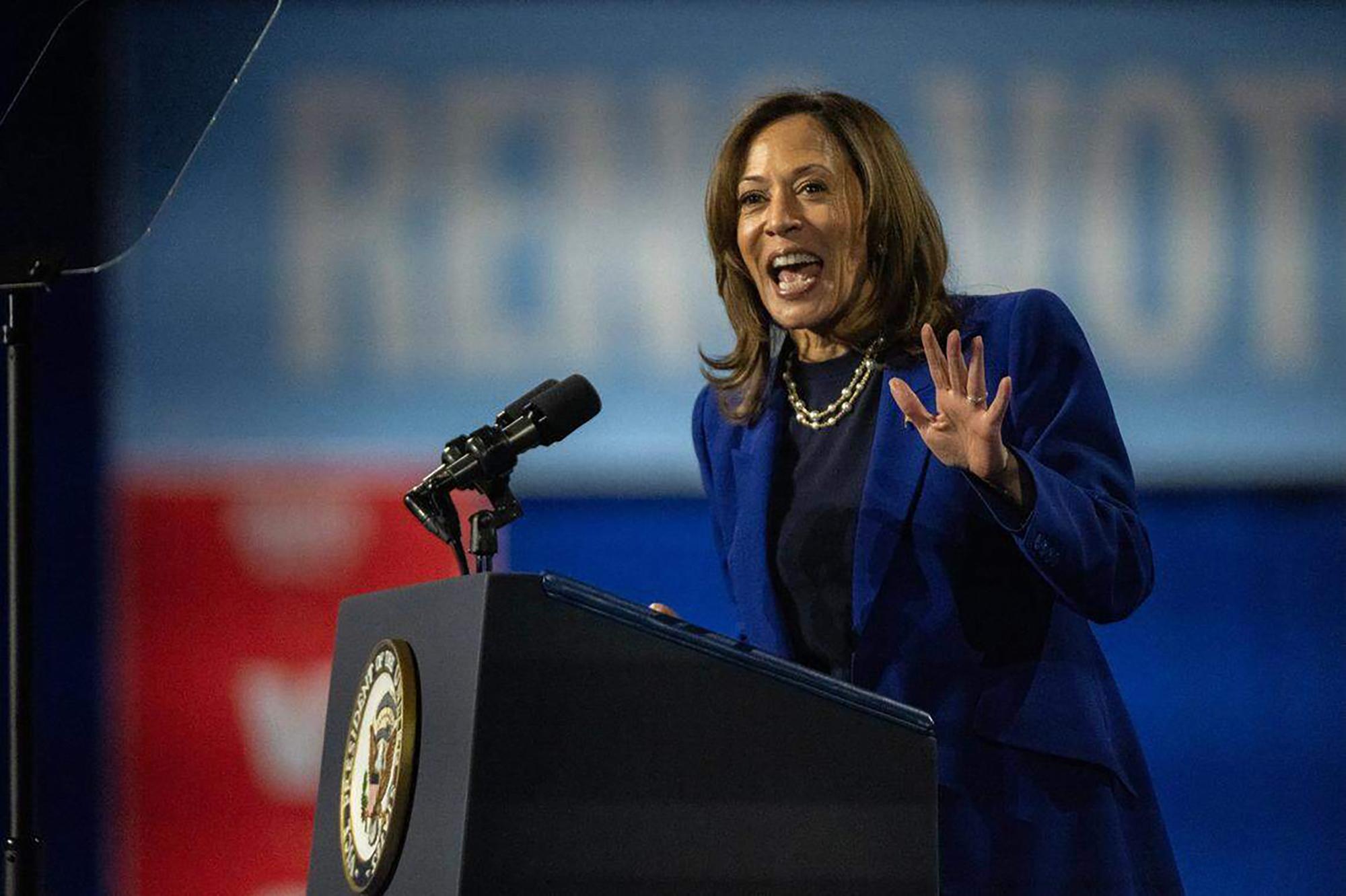 Trump tühistas endise asepresidendi Kamala Harrise salateenistuse kaitse