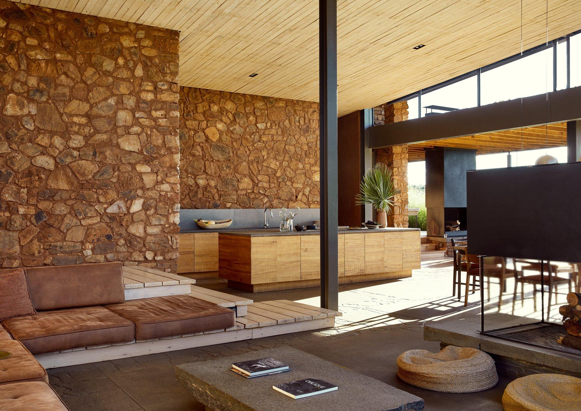 FOTOD | Emakesest maast inspireeritud suvekodu