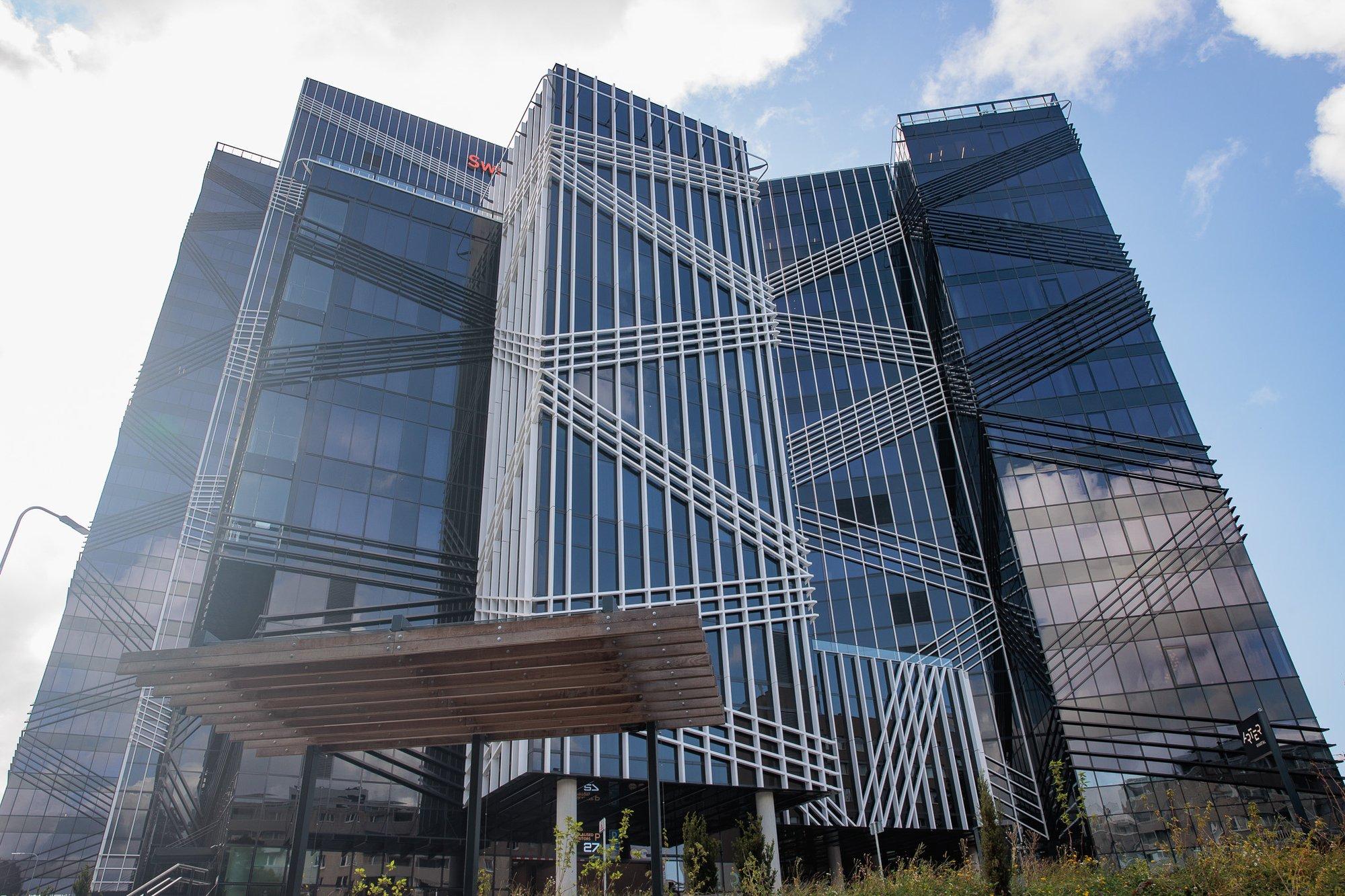 INTERVJUU | 182 000 eurot aastas – nii palju maksab tervisekassa isepäine kontoriüürimine