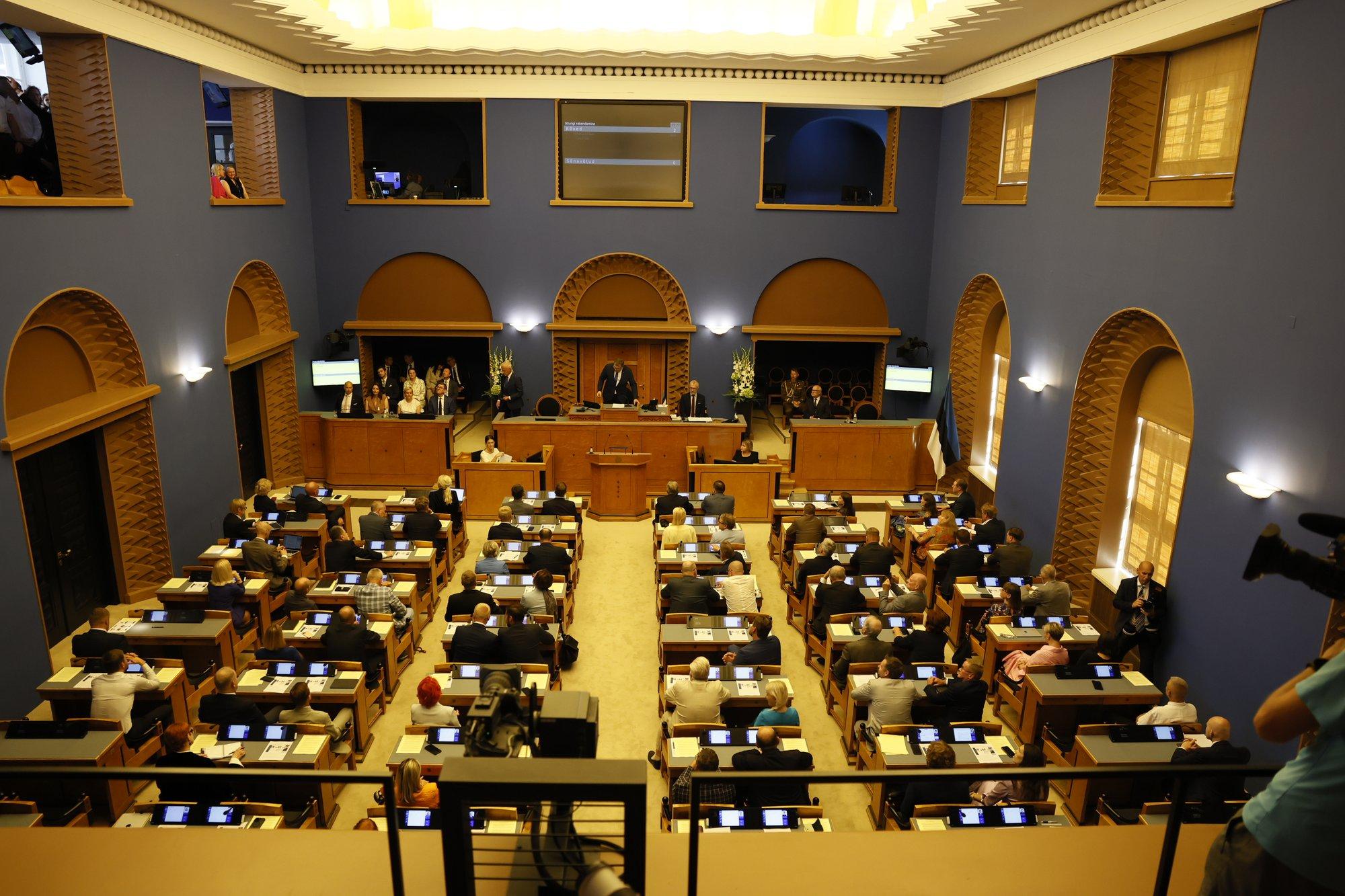 OTSEPILT | Riigikogu infotunnis on luubi all Saatse saapas juhtunu