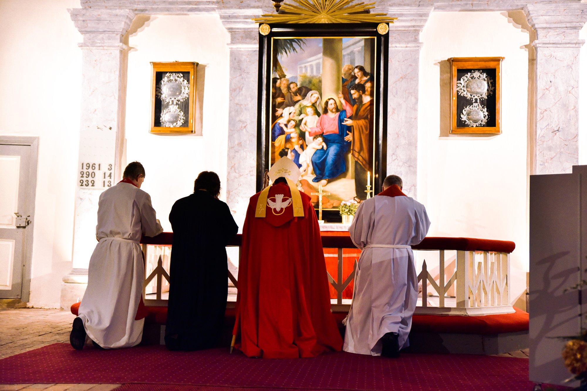 Ivo Linna mälumäng 325. Mis tingimuse täitudes tuleb Eesti luteri kiriku tegevus lõpetada?