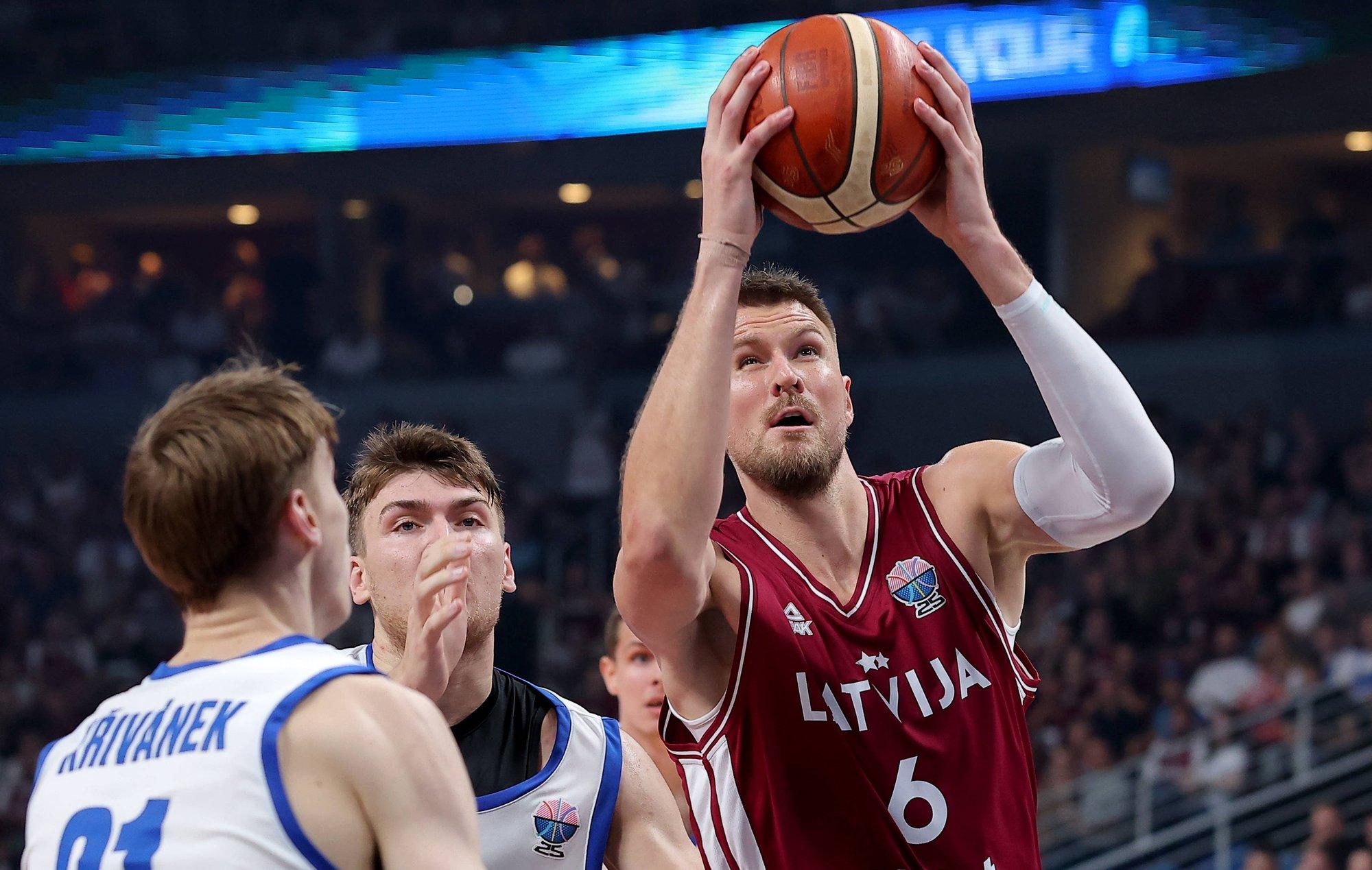 Läti korvpallikoondis lõpetas alagrupiturniiri jõudemonstratsiooniga