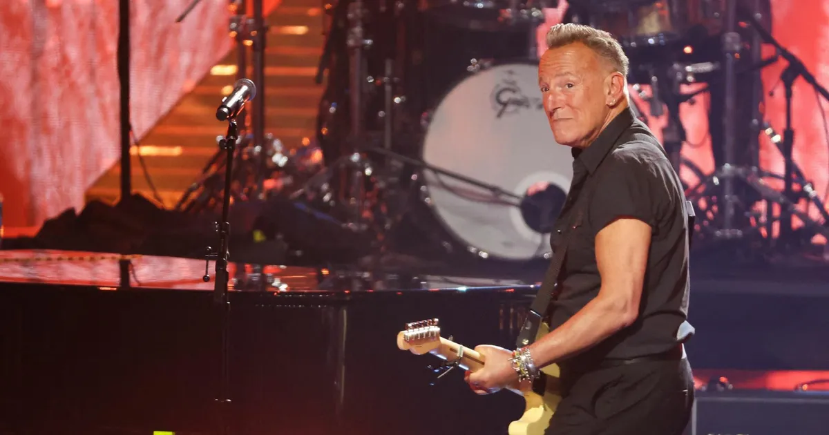 KARMID SÕNAD ⟩ Bruce Springsteen lajatab: Trumpi koht on ajaloo prügikastis