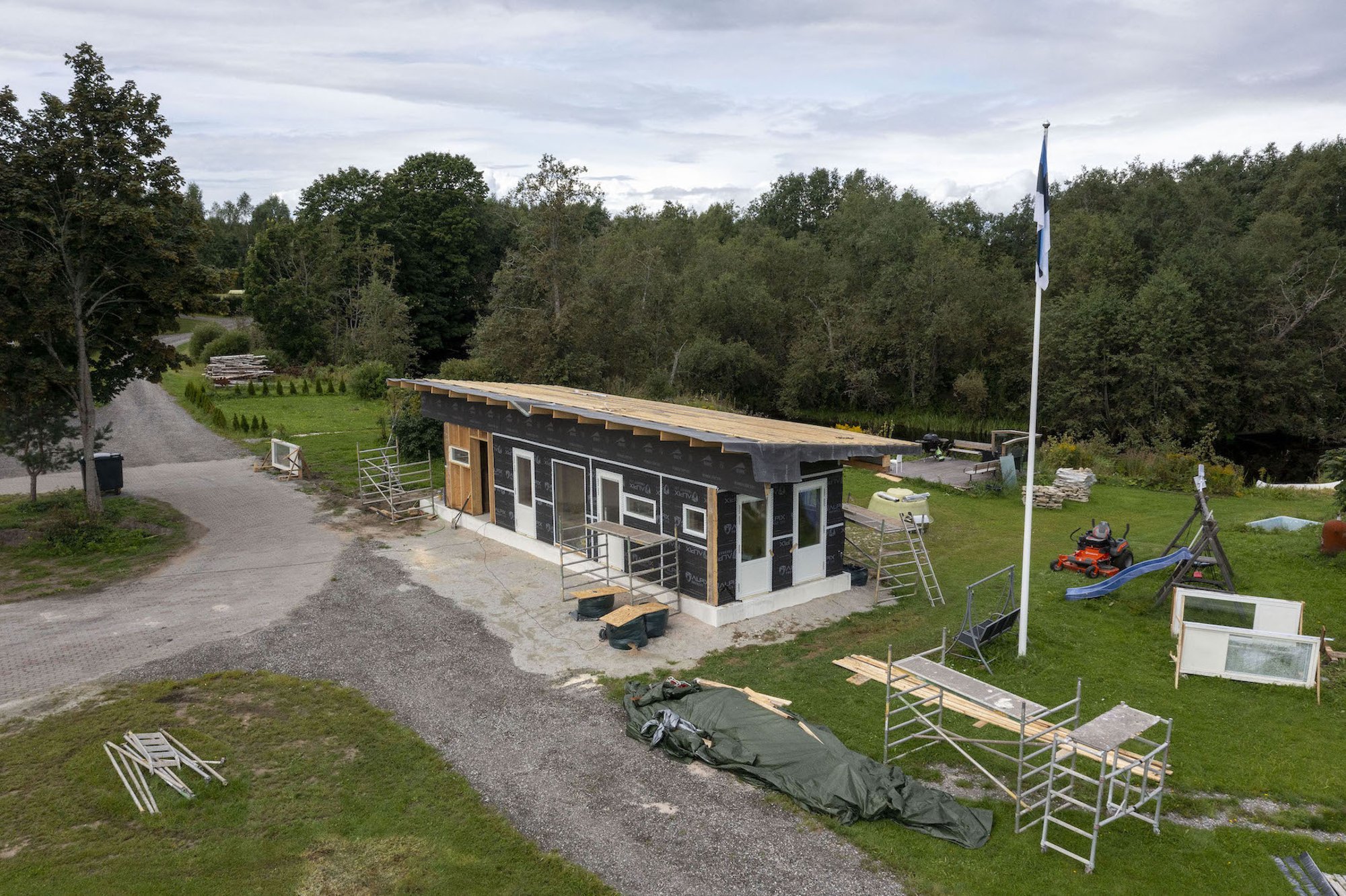 Kurtnas ehitatakse esimest Eestis kasvatatud kanepist maja