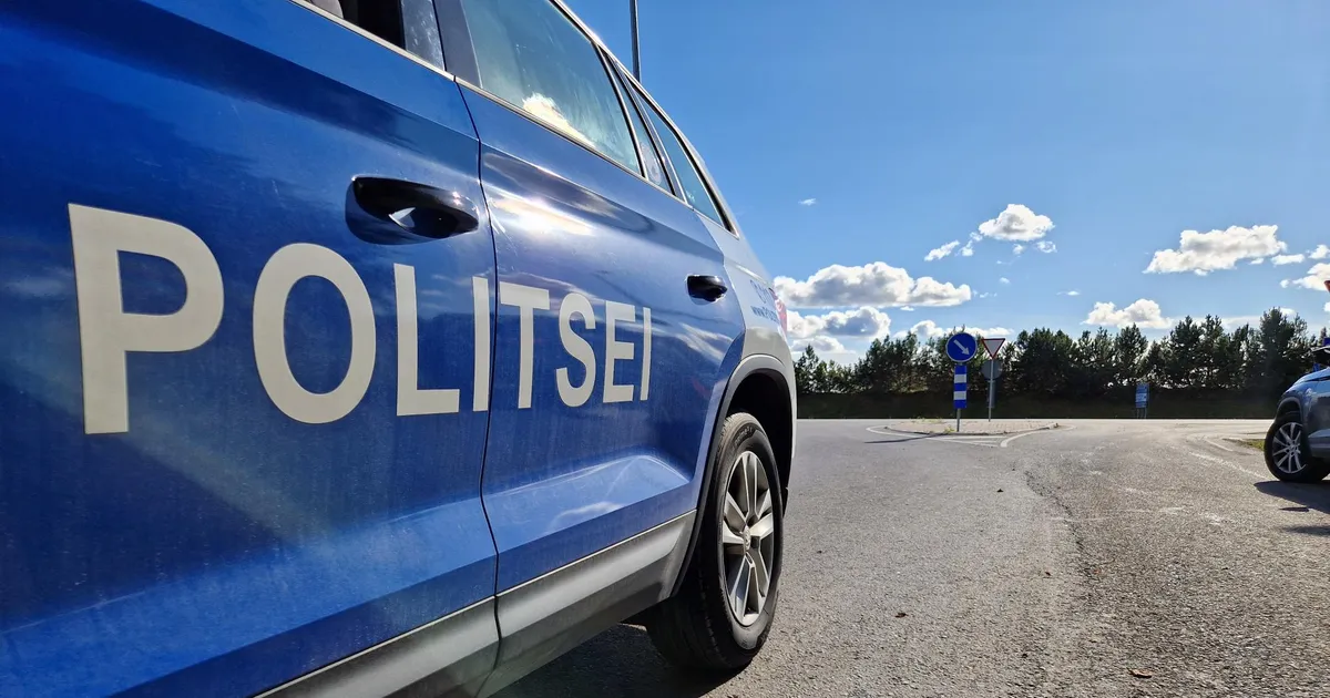 Jalgratturitel tekkis sõiduvahendite ohjamisega raskusi