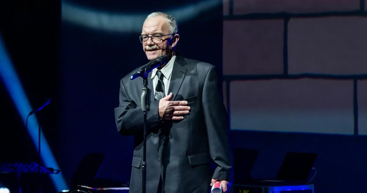 AITAME KOOS ⟩ Filmirežissöör Peeter Simm võitleb pahaloomulise kasvajaga: see pole teadagi kerge katsumus