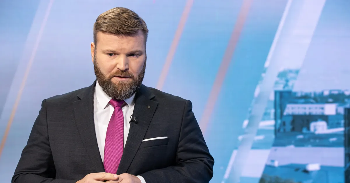 LAURI LAATS ⟩ Nelikliit unustas Keskerakonna kukutamise eufoorias linna juhtimise