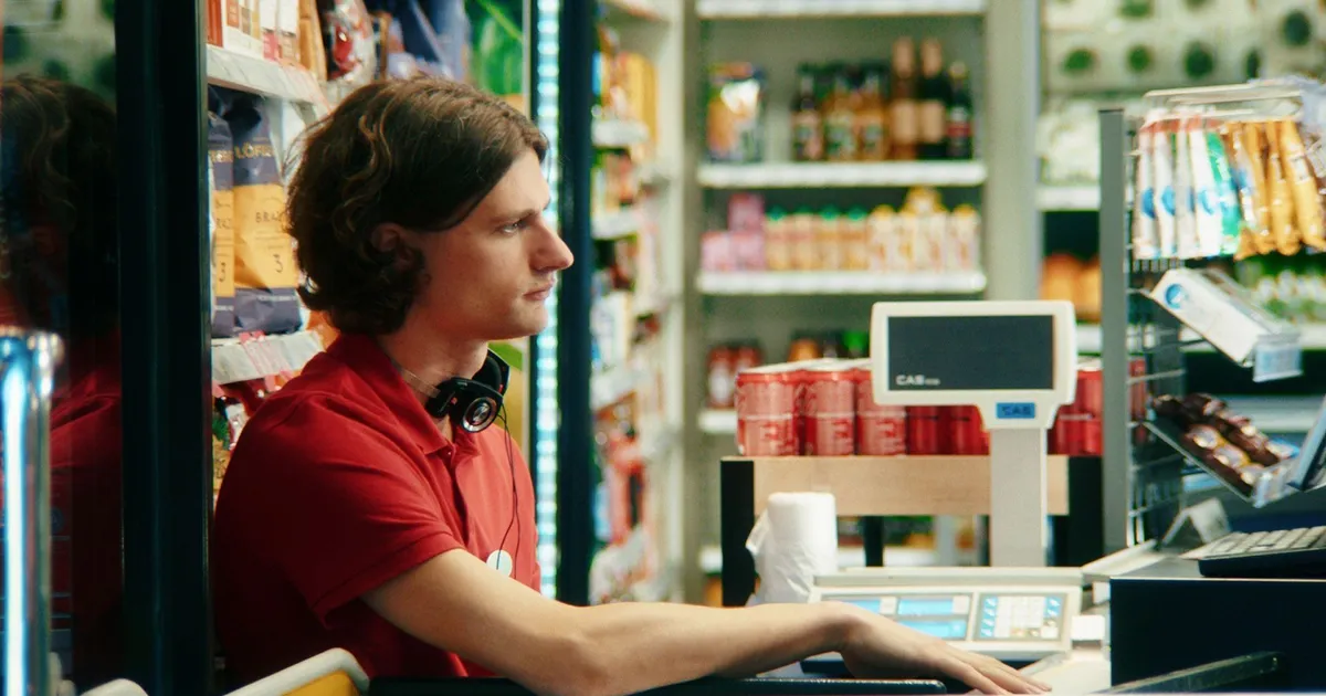 OTSUSTATUD ⟩ Eesti esitab Oscarile filmi, mis tabab nooruse rahutust, unistusi ja igatsusi