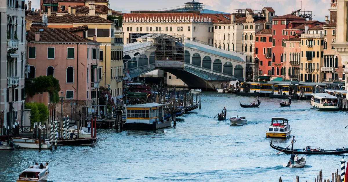 Turistid peavad Veneetsias taas sisenemistasu maksma