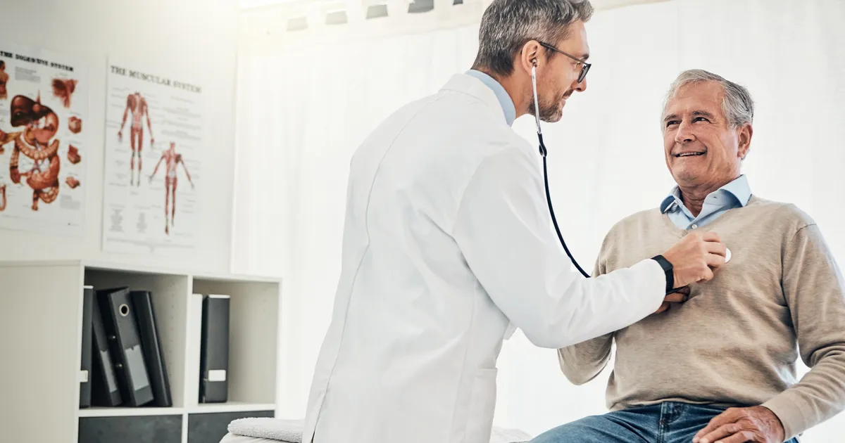 VÄRSKE STATISTIKA ⟩ Vaata, kui palju koduvisiite tegid mullu arstid, õed ja ämmaemandad