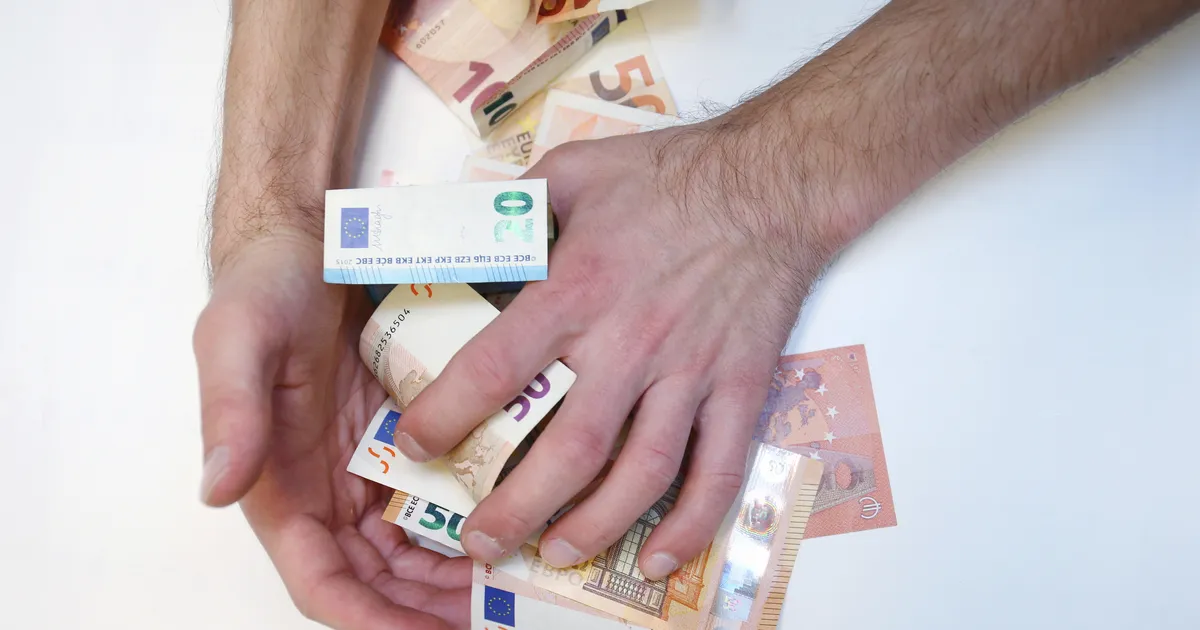 Libaartiklit uskunud naised jäid ilma kümnetest tuhandetest eurodest