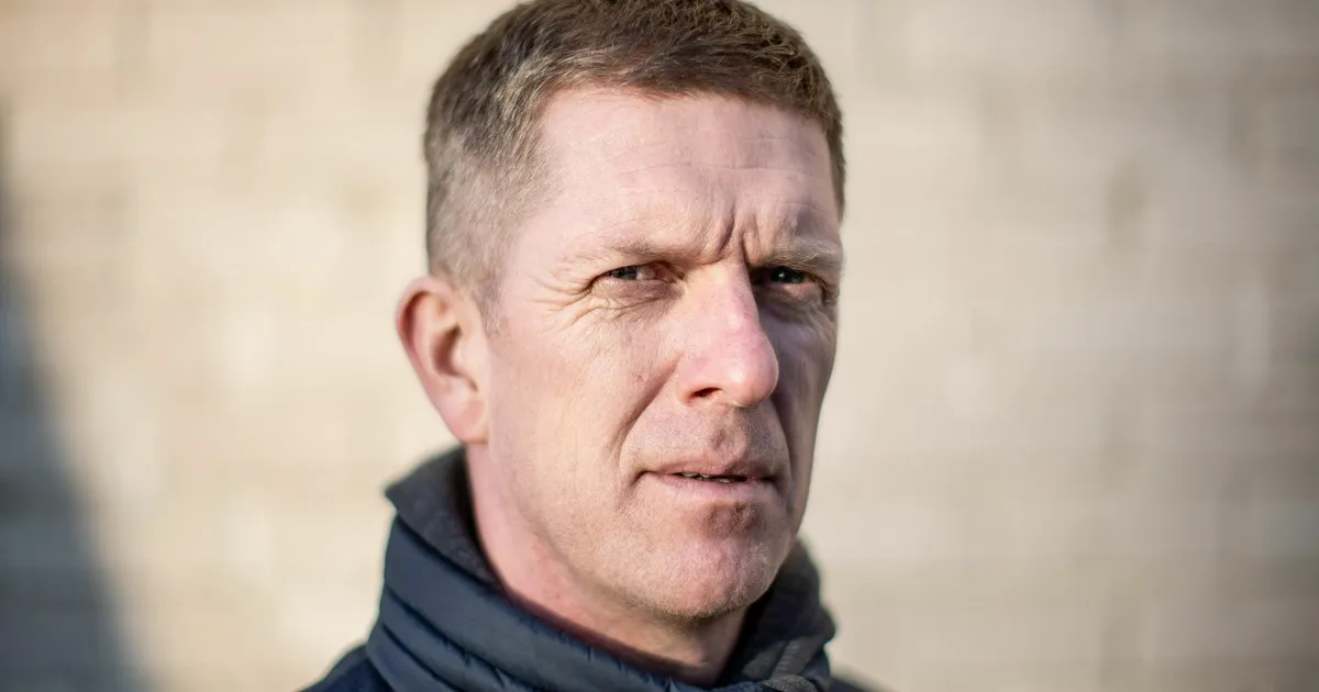 MEELIS OIDSALU ⟩ Kindral Herem versus brändisõltlased