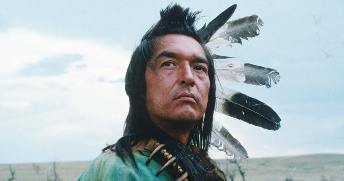 Mees, kes tantsis huntidega: suri armastatud põlisameerika näitleja Graham Greene